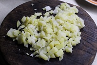 Слоеный салат «Оливье» - рецепт популярной закуски в новом оформлении