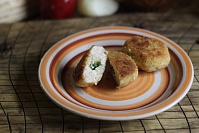 Ленивые котлеты по-киевски – простой рецепт известной мясной закуски